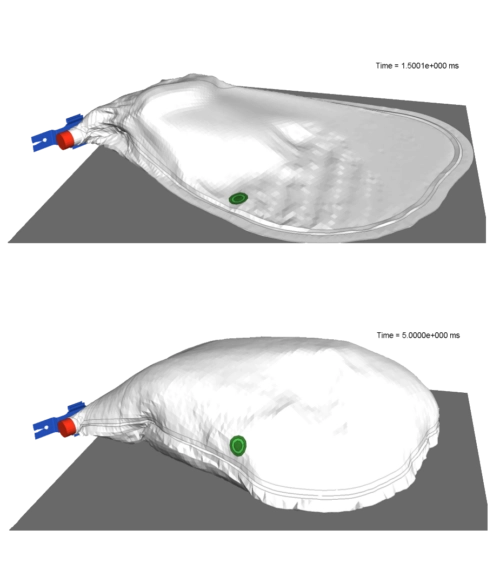 Simulation numérique en deux étapes (1.5 ms et 5.0 ms) du déploiement d'un airbag automobile, montrant le gonflage et l'expansion de la structure du coussin, réalisée avec Siemens Radioss.